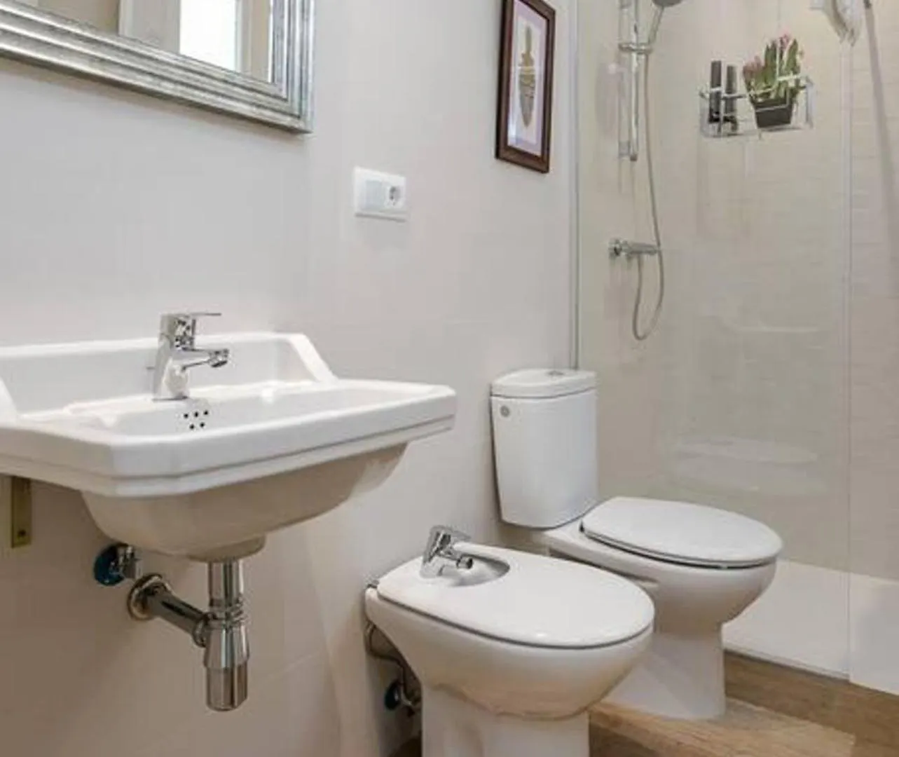 بيت للعطل Lovely Designed House Connected To Center كونيّا ذي نْيوبريُك