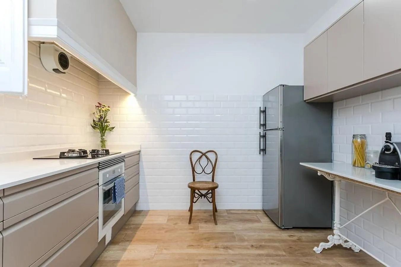 Lovely Designed Apt Connected To Center Cornella de Llobregat 0*,